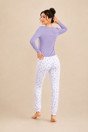 pijama; pijama feminino; pijama comprido; pijama de inverno; pijama de botão